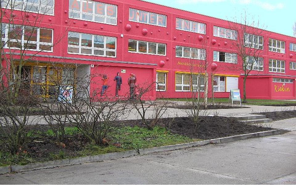 Aussenansicht Nachbarschafts- und Familienzentrum KIEK IN