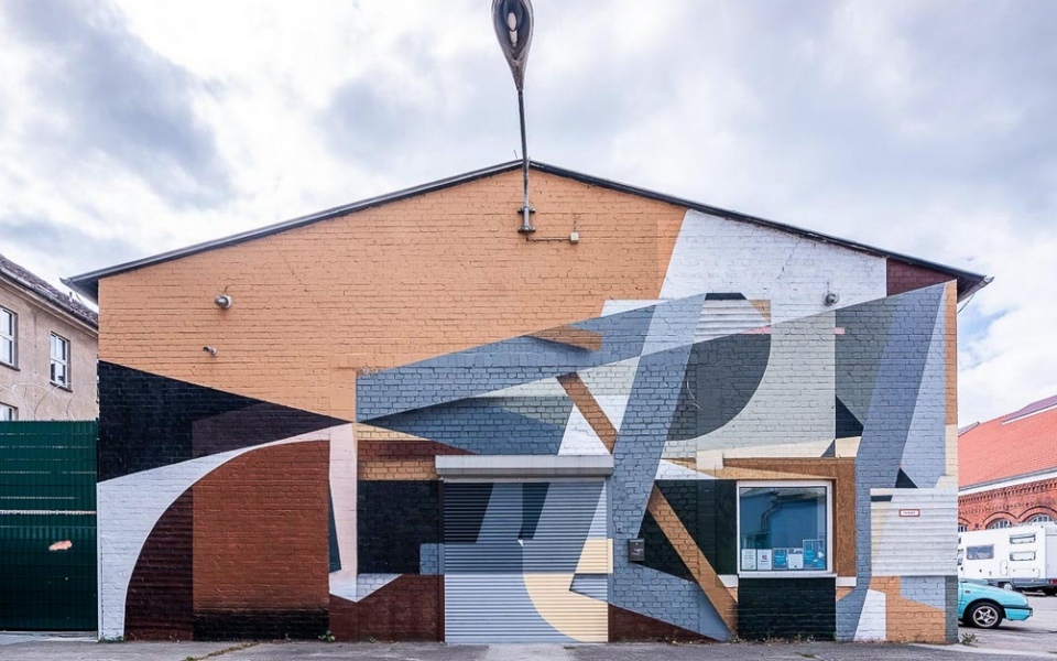 Katapult Frontseite/ Eingang Studio 1 + Büro